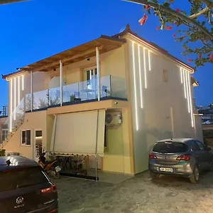 villa-juli-ksamil.albaniahotels.org/